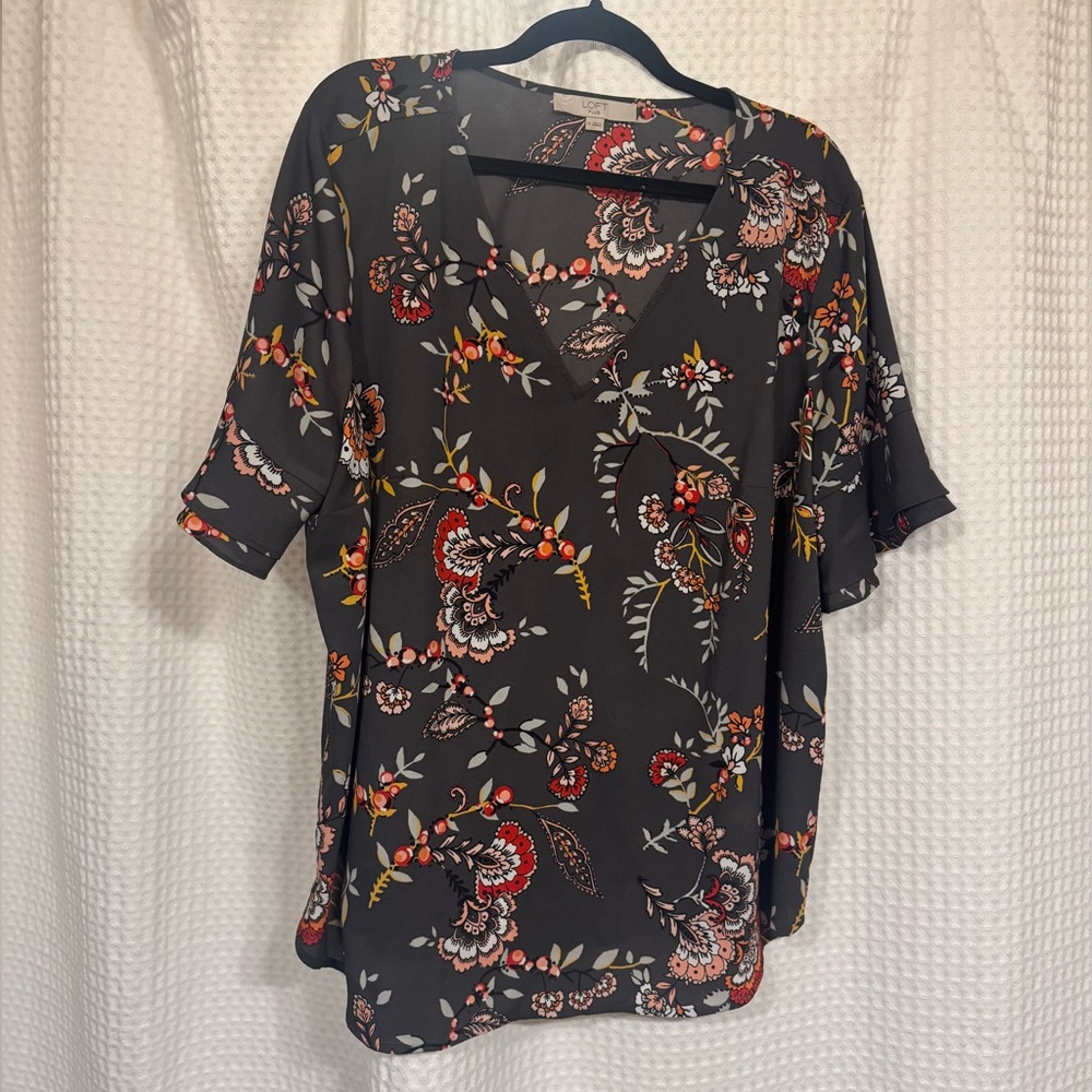 LOFT Blouse - Gray and Red, Size 18